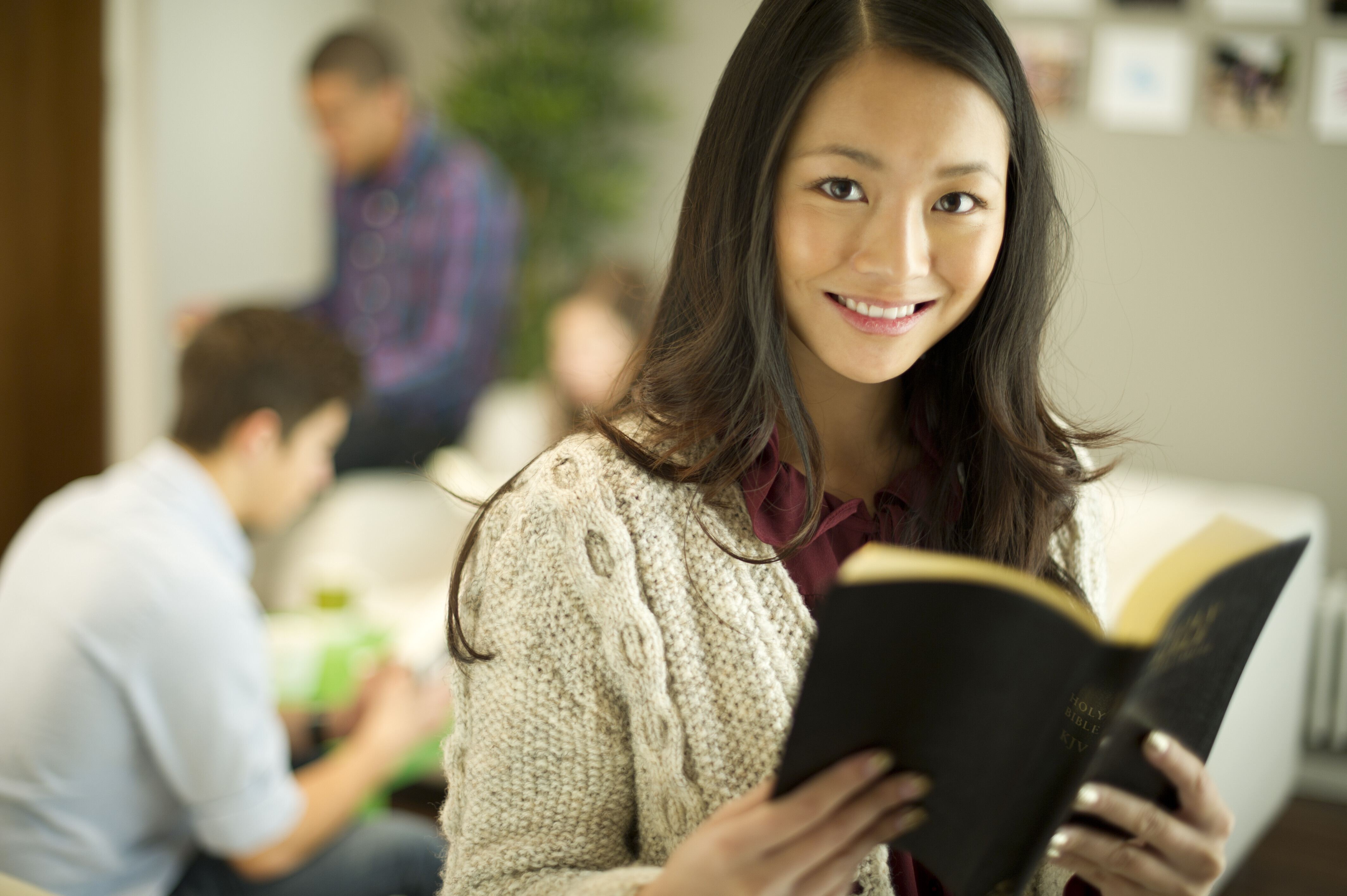 bible group of teenagers