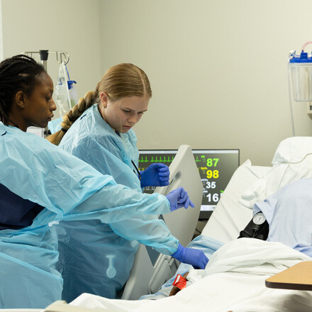 Walla Walla University nursing students in a simulation